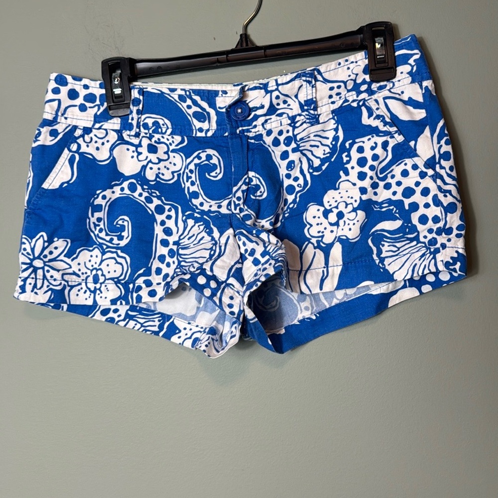 Lilly Pulitzer‎ Women’s Size 2 Quahog Chowdah Walsh Shorts Mid Rise Blue White